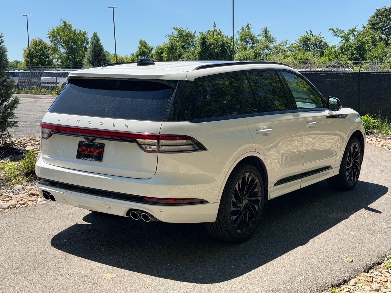 New 2026 Lincoln Aviator Reserve AWD/4WD image 5