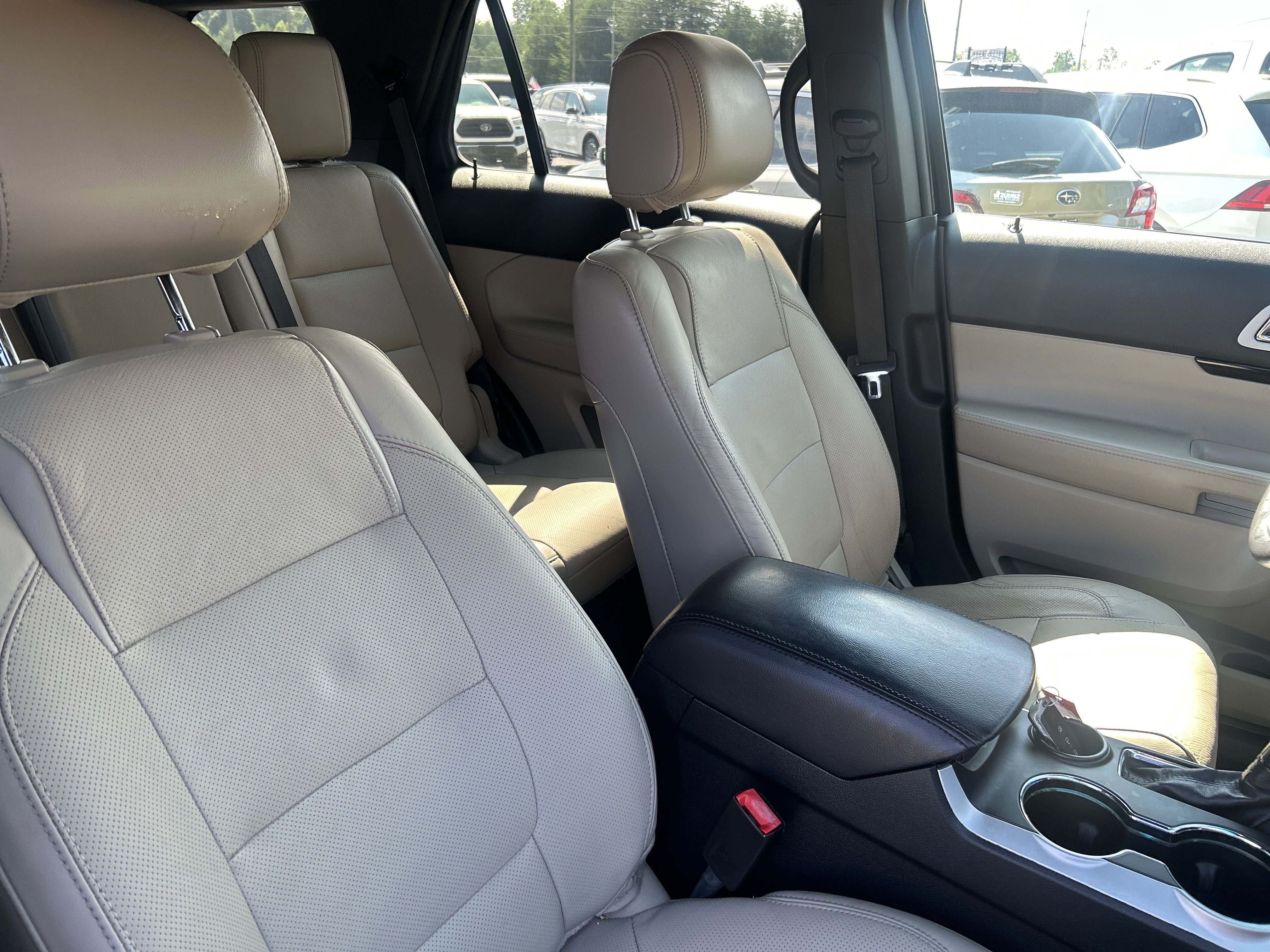 Used 2015 Ford Explorer Limited w/ Equipment Group 303A FWD image 61