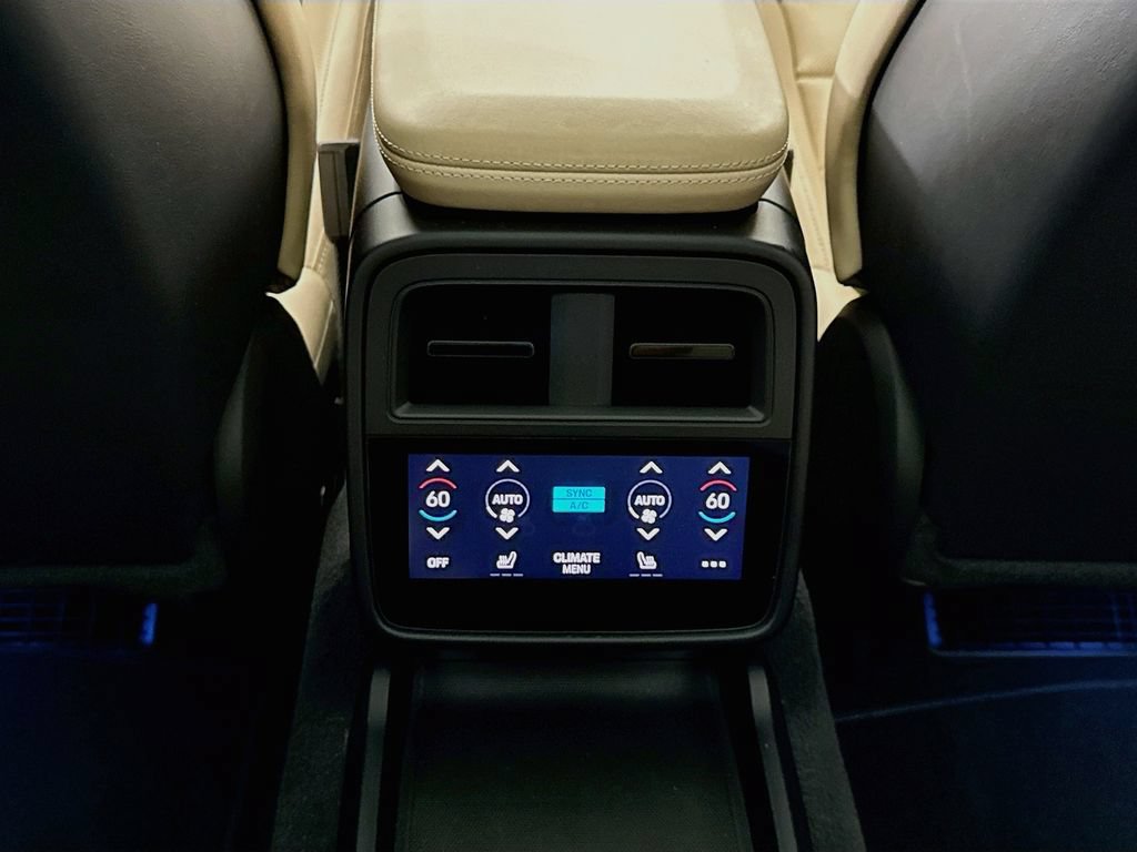 Certified 2023 Porsche Taycan 4S AWD/4WD image 27