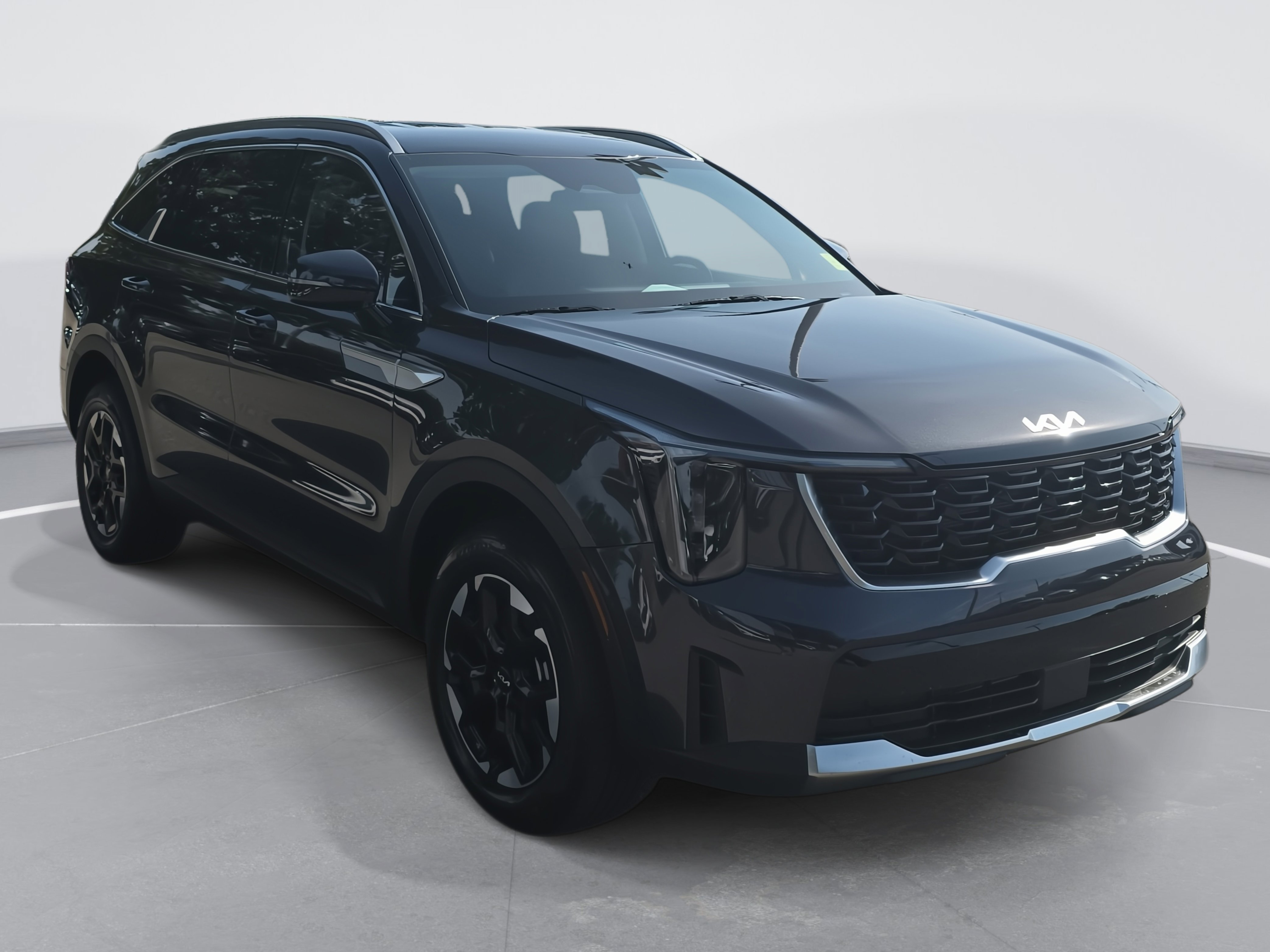 New 2025 Kia Sorento S image 3