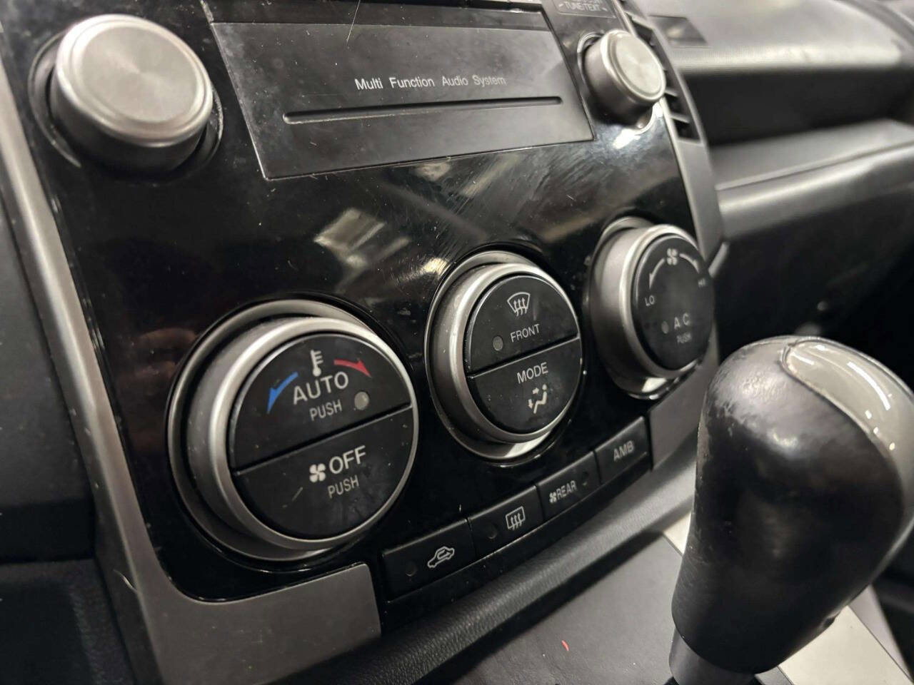 Used 2010 MAZDA MAZDA5 Grand Touring image 25