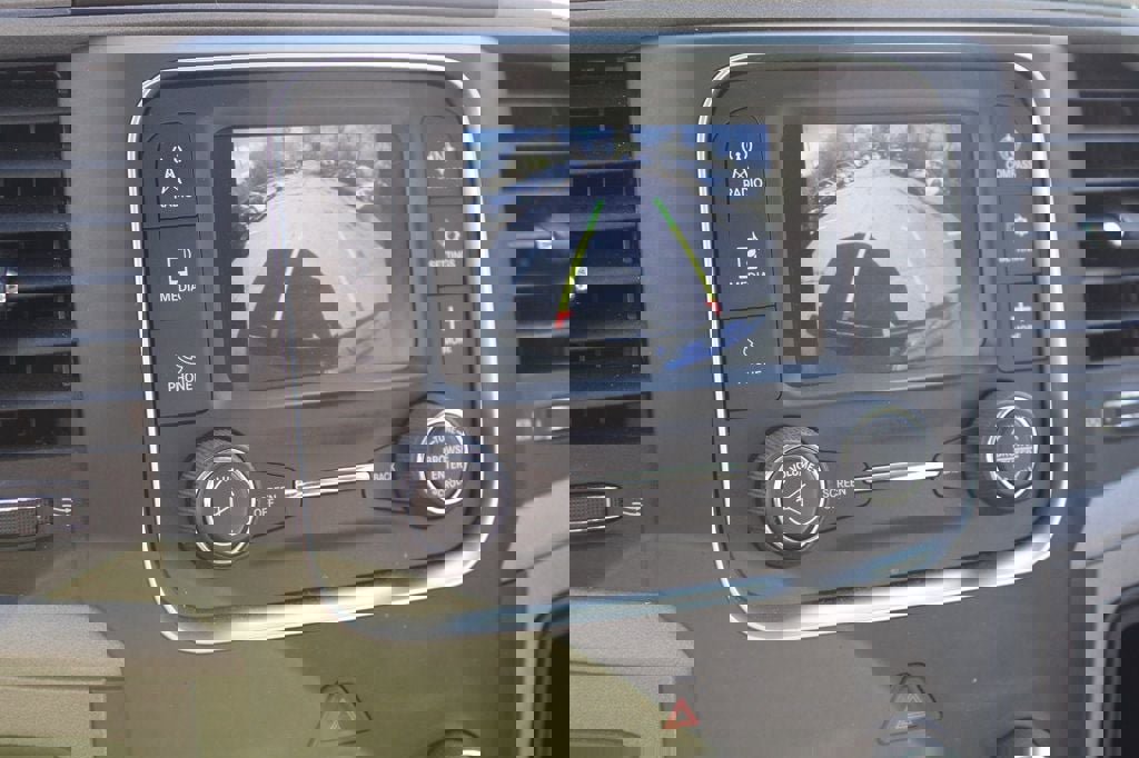 Used 2018 RAM 2500 Tradesman w/ Chrome Appearance Group image 30