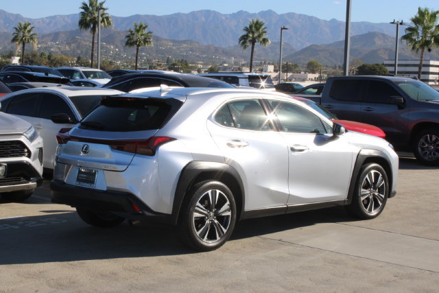 Certified 2025 Lexus UX 300h FWD image 21