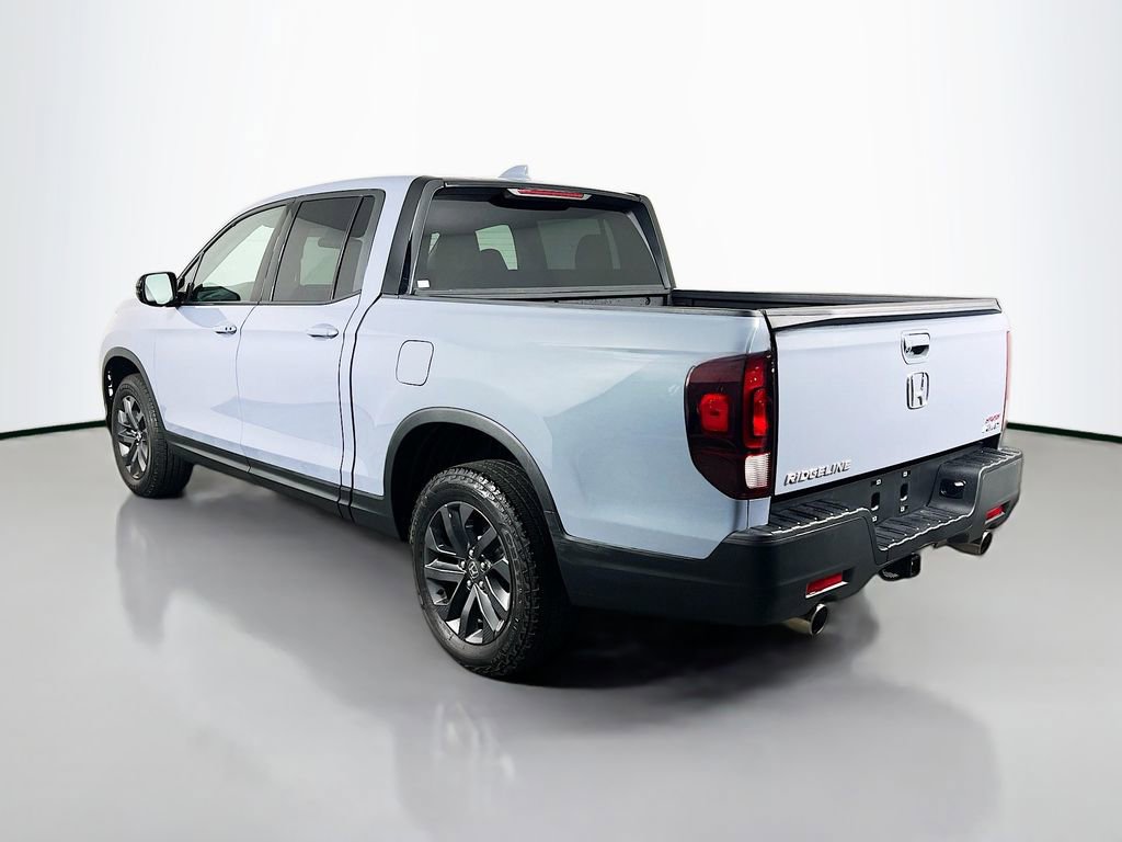 Used 2023 Honda Ridgeline Sport image 7