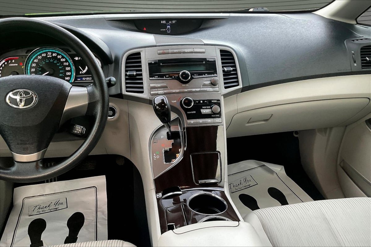 Used 2009 Toyota Venza w/ Convenience Pkg FWD image 9