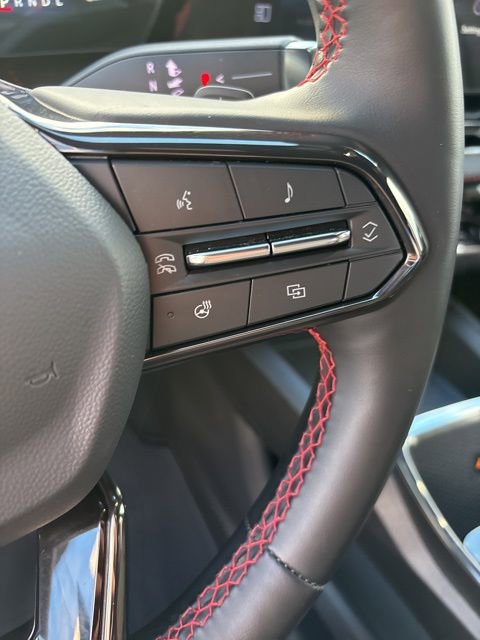 New 2025 Chevrolet Equinox RS w/ Convenience Package III AWD/4WD image 24