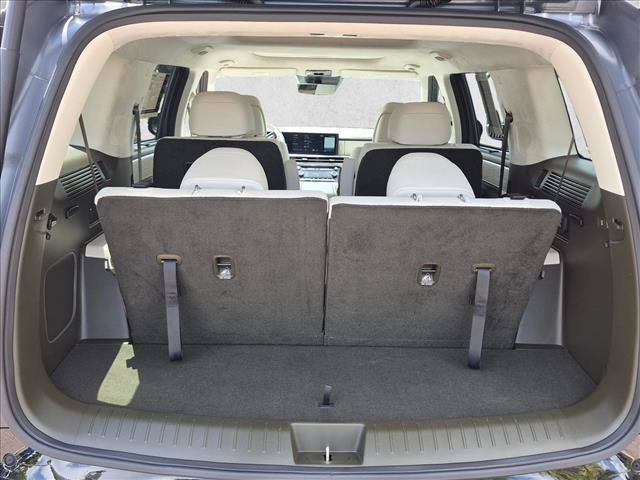 Used 2025 Hyundai Santa Fe Calligraphy AWD/4WD image 6