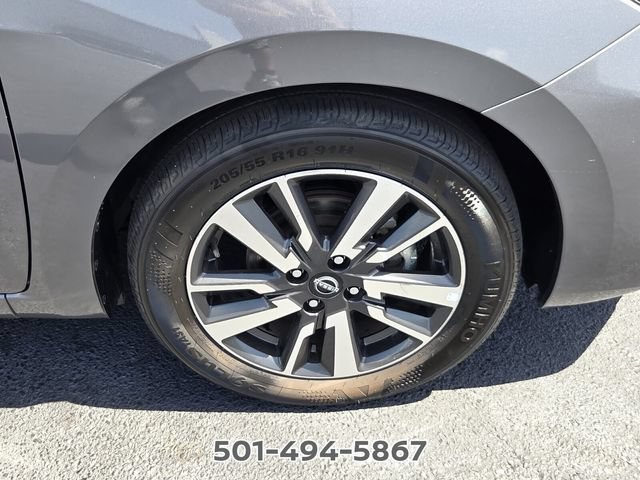 Used 2025 Nissan Versa SV FWD image 16