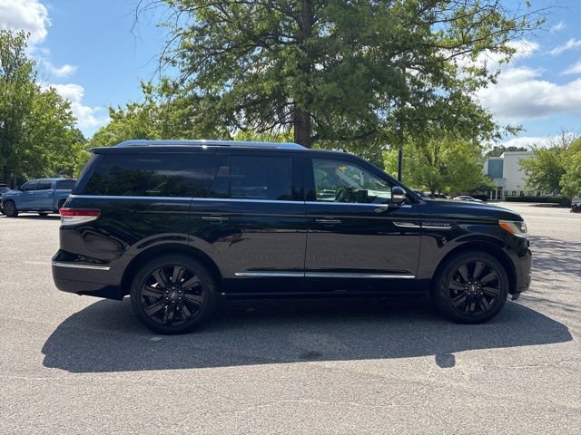 Used 2022 Lincoln Navigator Reserve AWD/4WD image 6