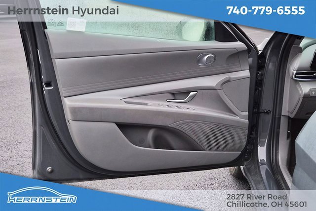 Used 2024 Hyundai Elantra SEL image 16