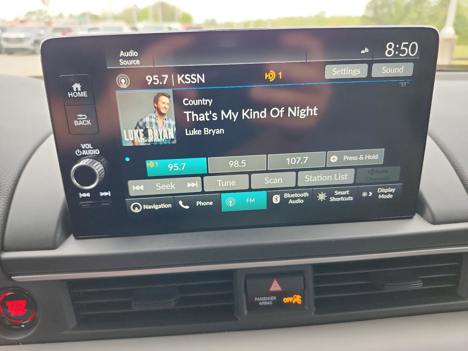 Used 2023 Honda Pilot Elite image 16