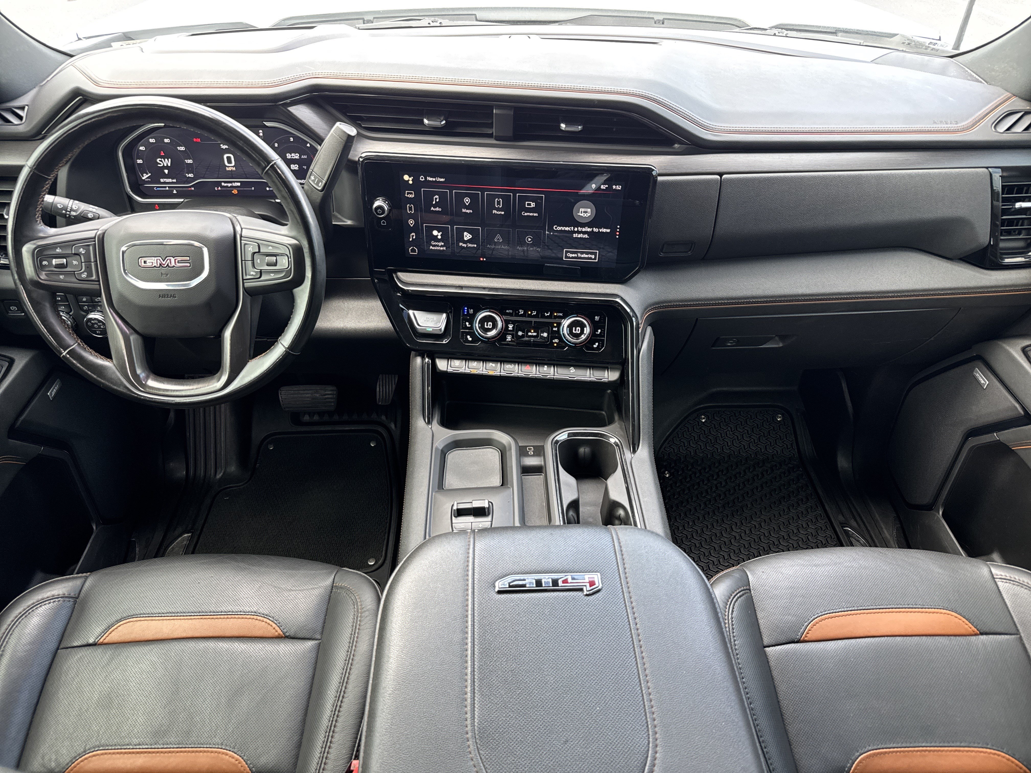 Used 2024 GMC Sierra 2500 AT4 w/ AT4 Premium Plus Package AWD/4WD image 28