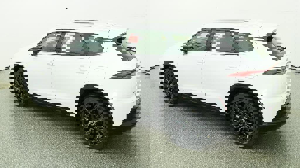 New 2026 Toyota Crown Signia AWD/4WD image 4