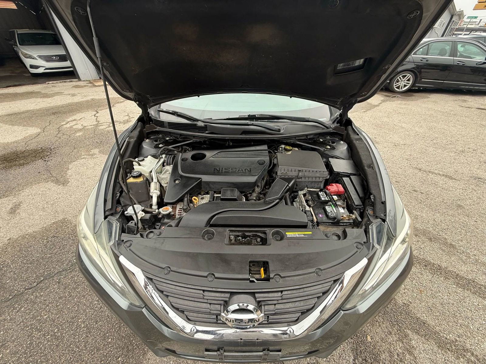 Used 2017 Nissan Altima 2.5 SL w/ Moonroof Package image 29