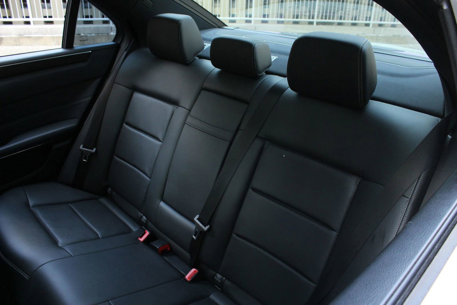 Used 2014 Mercedes-Benz E 350 4MATIC Sedan w/ Premium 1 Package image 18