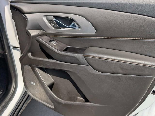 Used 2020 Chevrolet Traverse RS image 21