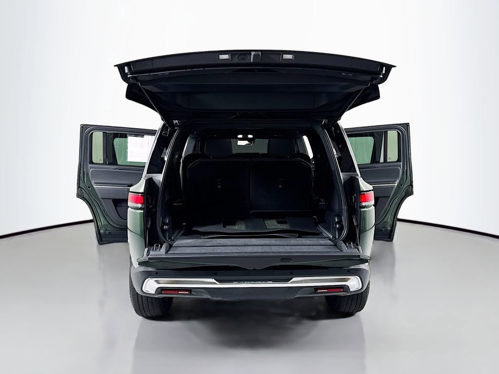 Used 2024 Rivian R1S Adventure AWD/4WD image 27