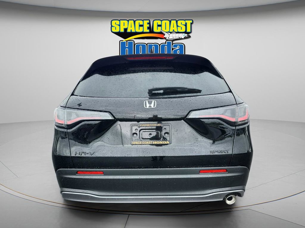 New 2026 Honda HR-V Sport image 4