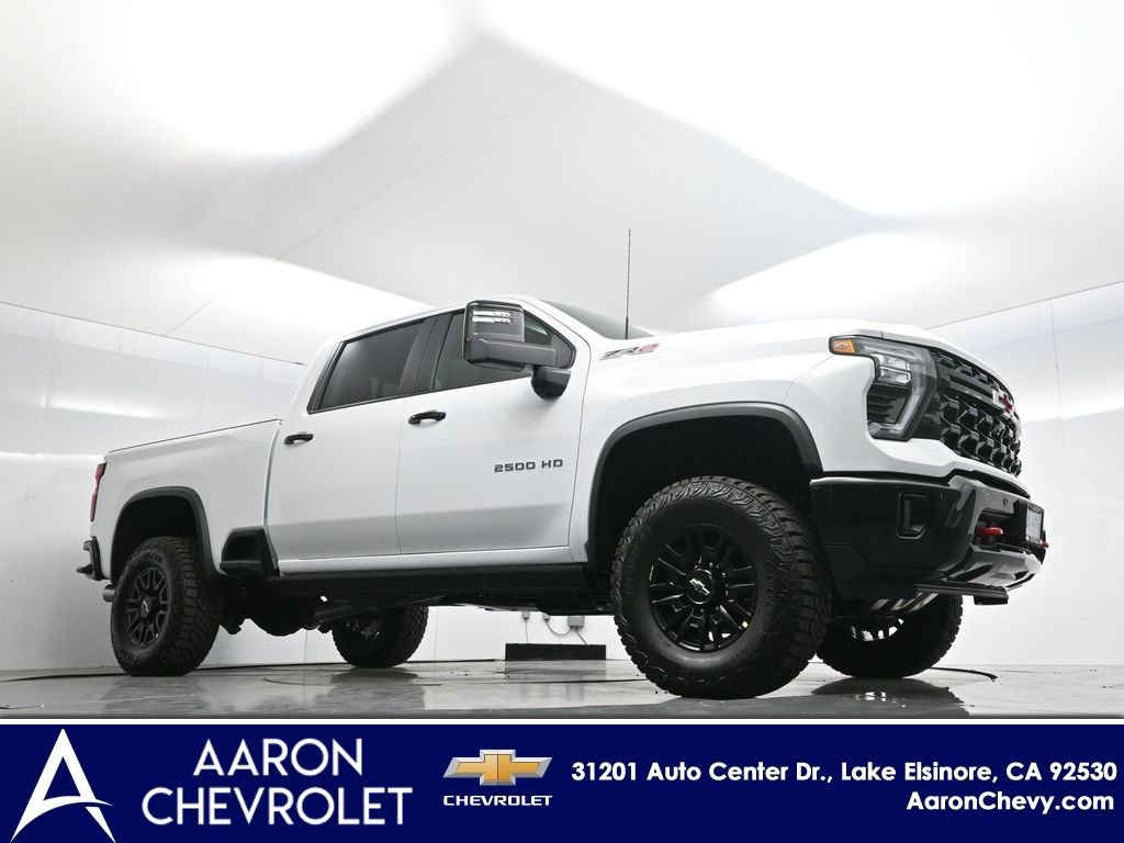 New 2026 Chevrolet Silverado 2500 ZR2 AWD/4WD image 2