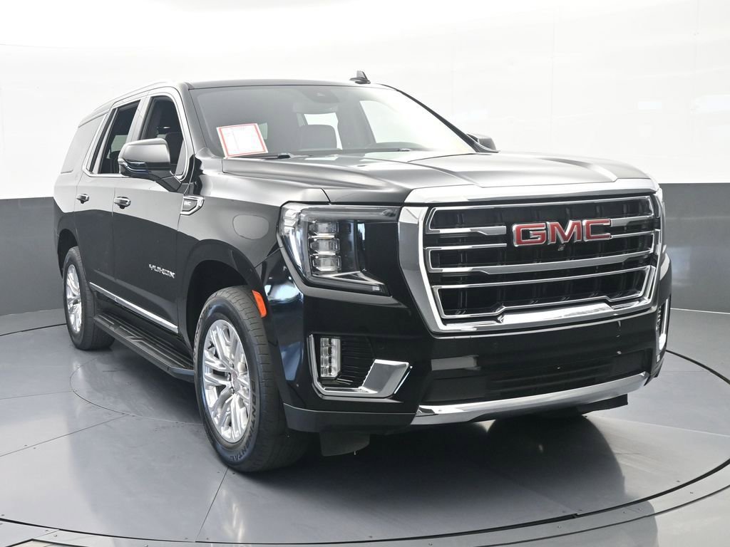 Used 2024 GMC Yukon SLT w/ SLT Luxury Package image 9
