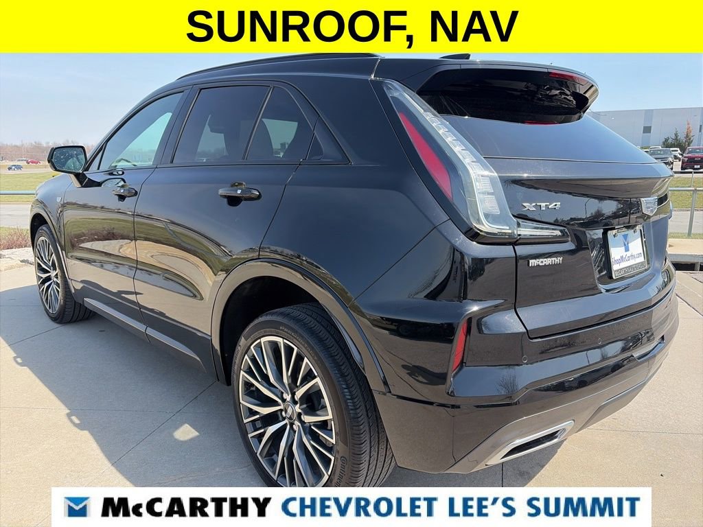 Used 2024 Cadillac XT4 Sport image 13