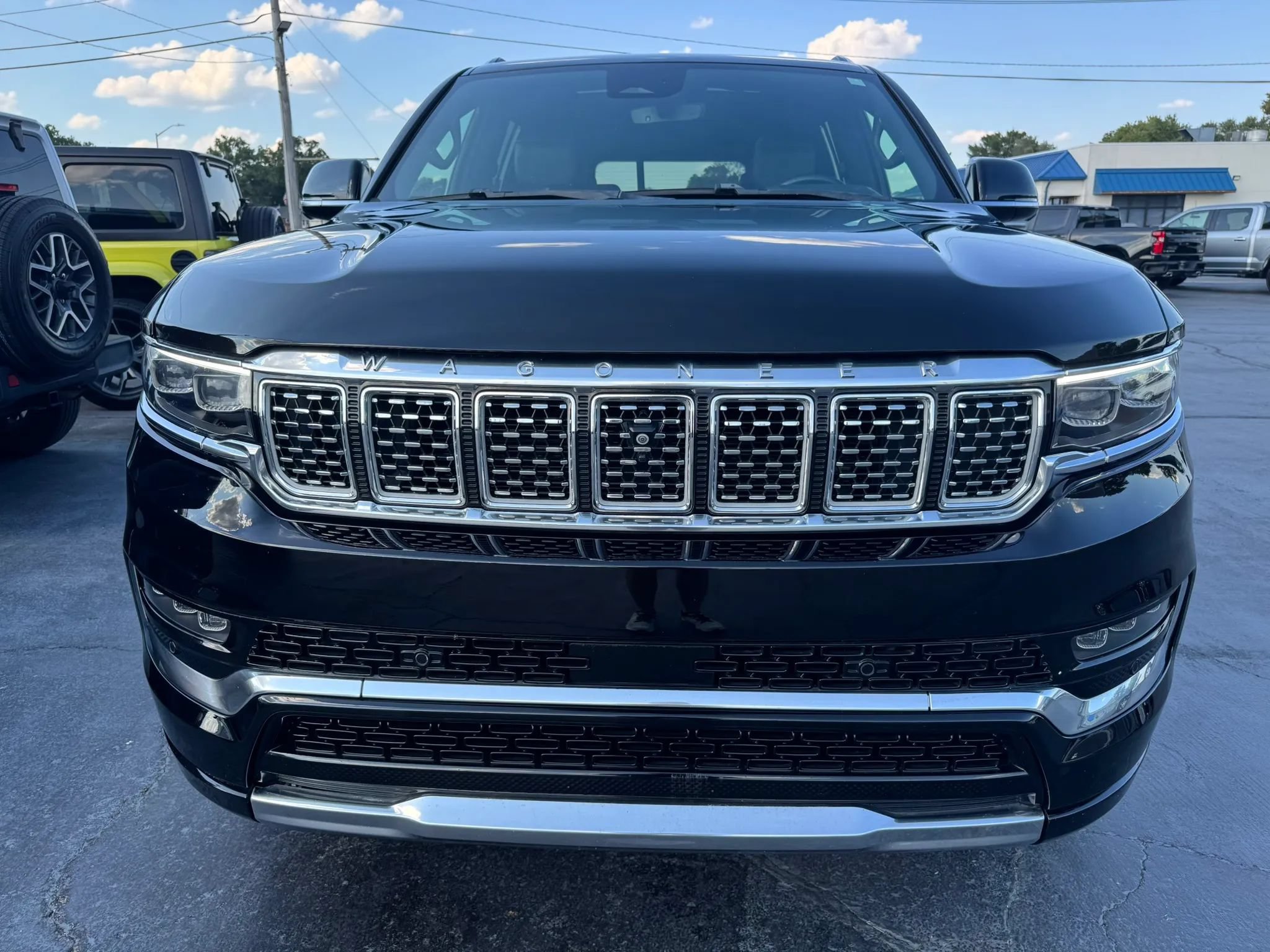 Used 2024 Jeep Grand Wagoneer L 4WD image 19