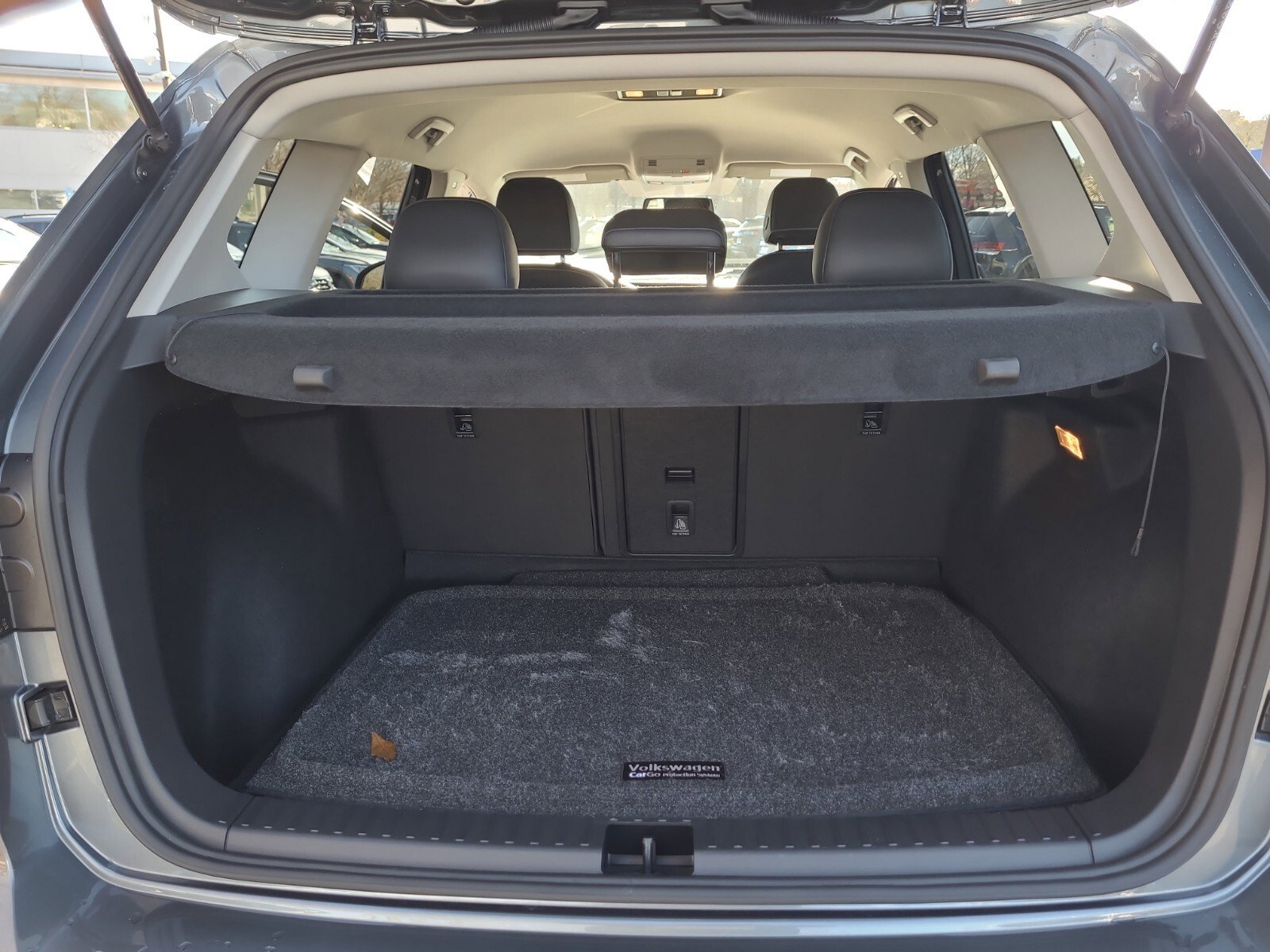 Used 2022 Volkswagen Taos SE image 27