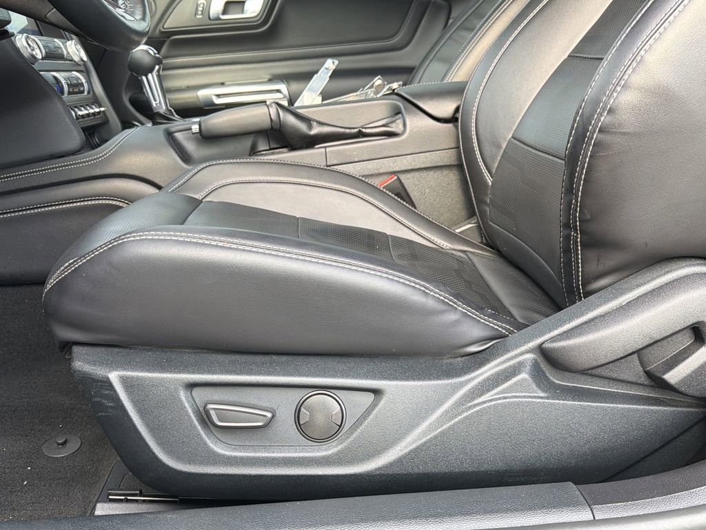 Used 2022 Ford Mustang GT Premium w/ Equipment Group 401A image 16