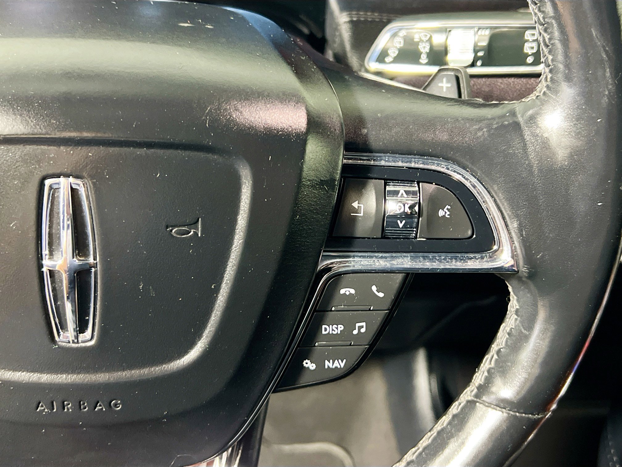 Used 2021 Lincoln Navigator Reserve image 19