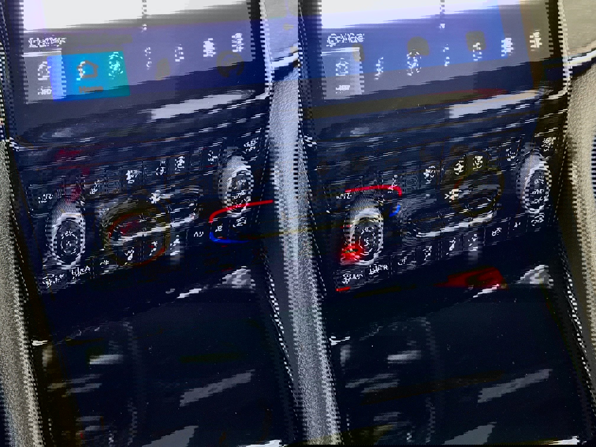 Used 2023 Jeep Grand Cherokee Overland w/ Advanced Protech Group III image 21