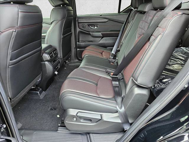 New 2026 Honda Pilot Black Edition image 12