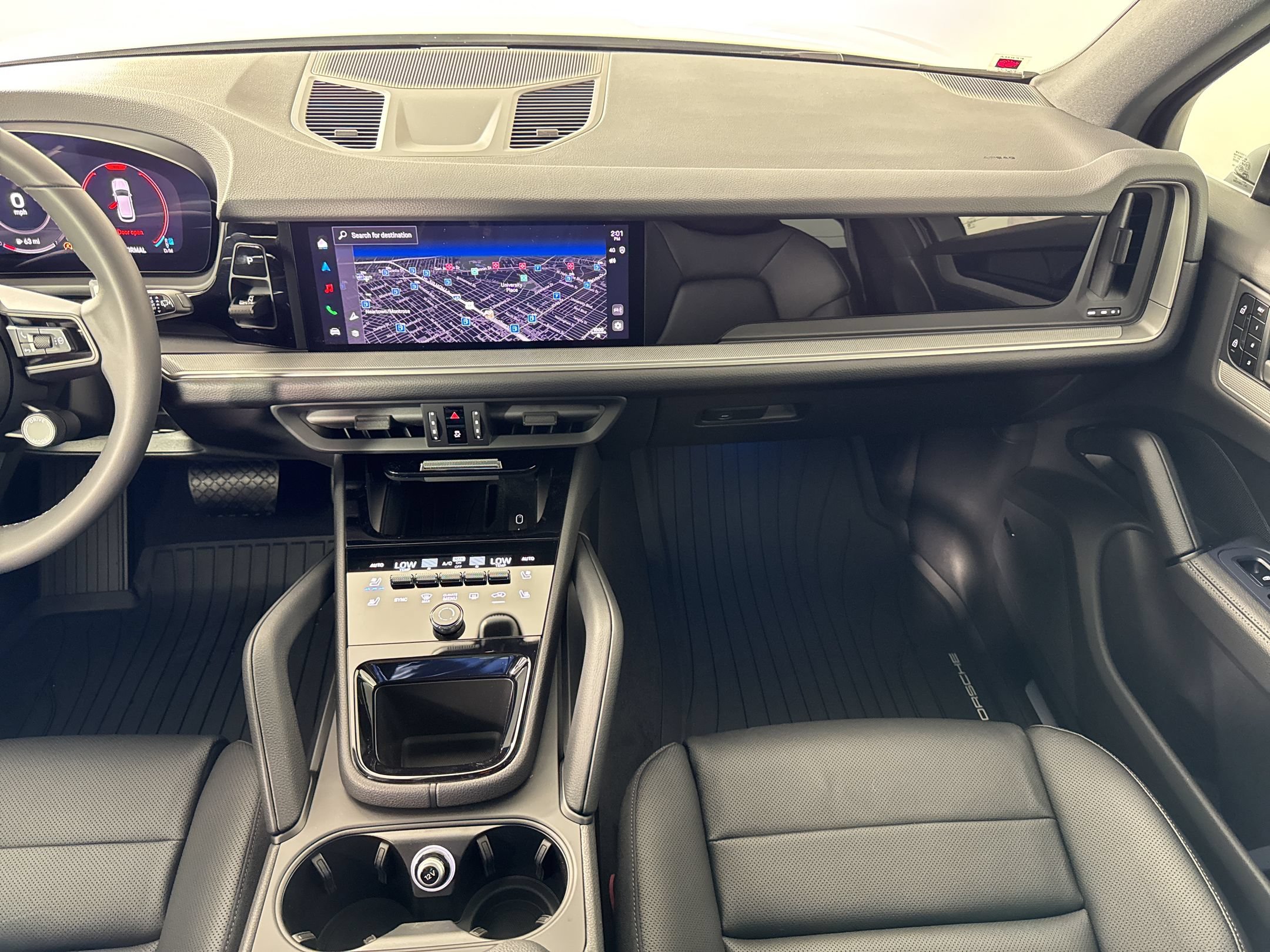 Certified 2026 Porsche Cayenne AWD/4WD image 28