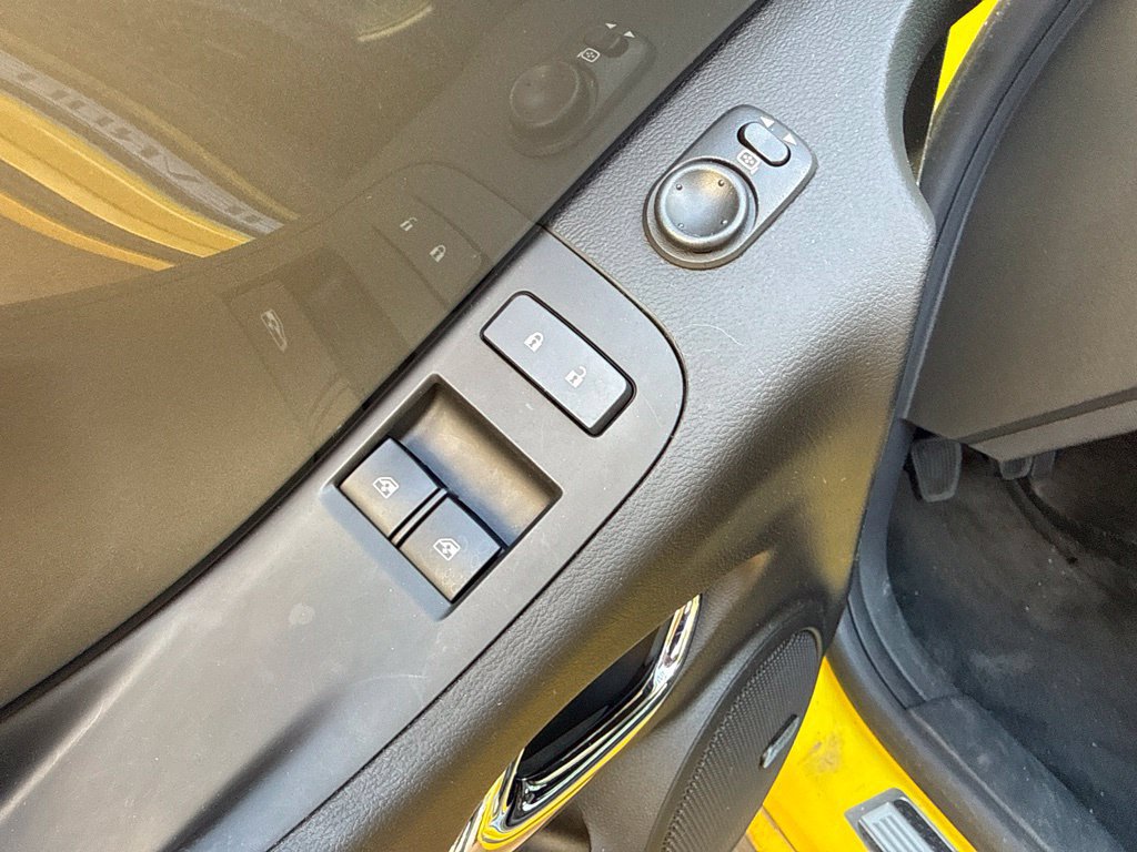 Used 2015 Chevrolet Camaro SS w/ SS Performance Package RWD image 15