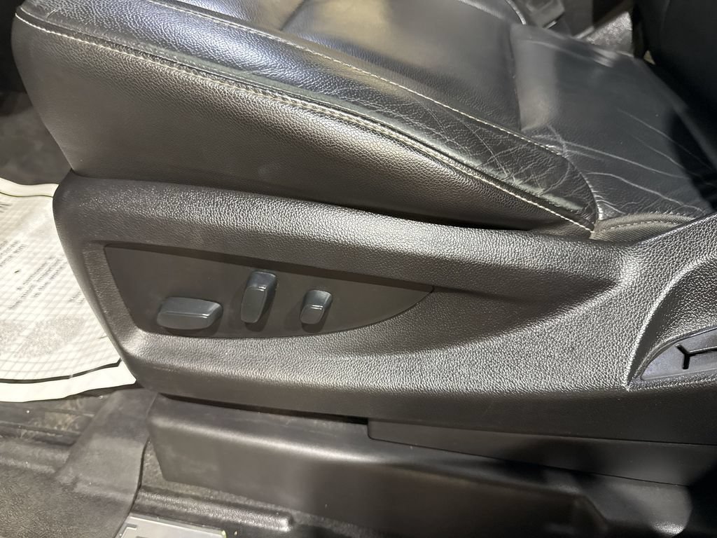 Used 2019 Chevrolet Tahoe LT AWD/4WD image 14