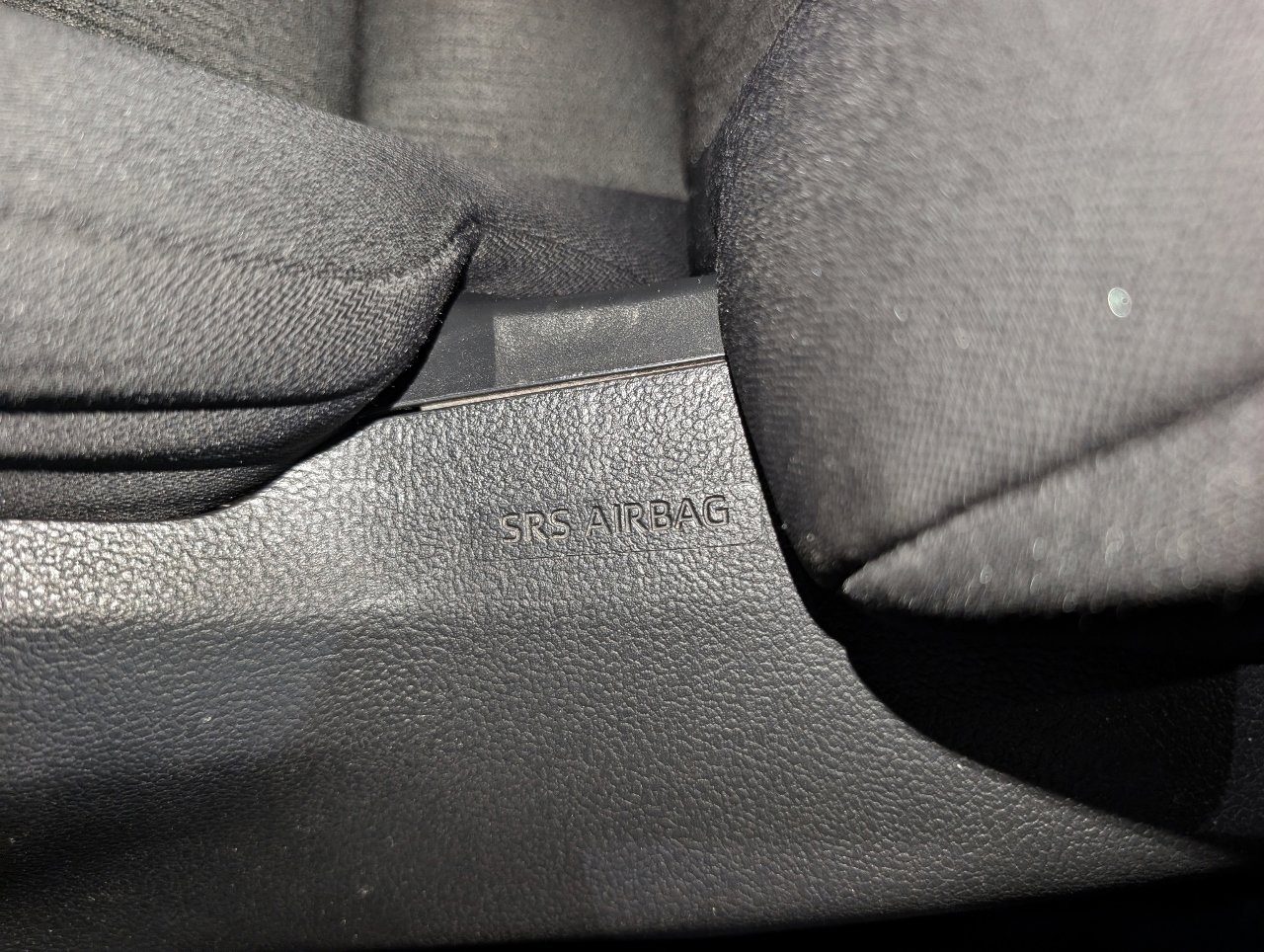 Used 2020 Toyota Camry LE FWD image 37