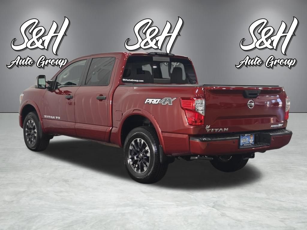 Used 2018 Nissan Titan PRO-4X w/ Pro-4x Convenience Package AWD/4WD image 19