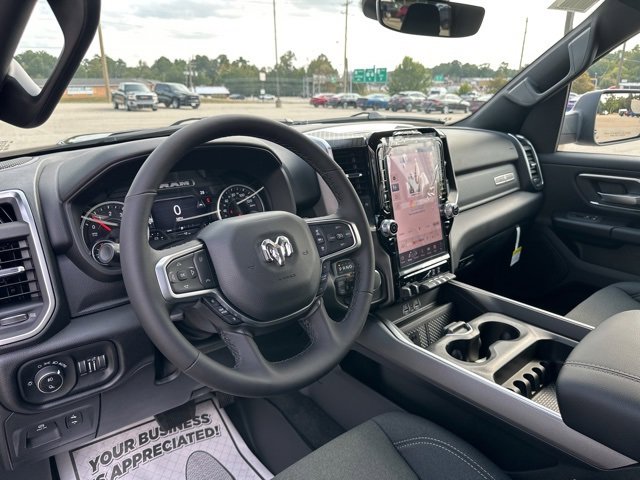 New 2026 RAM 1500 4x4 Crew Cab image 12