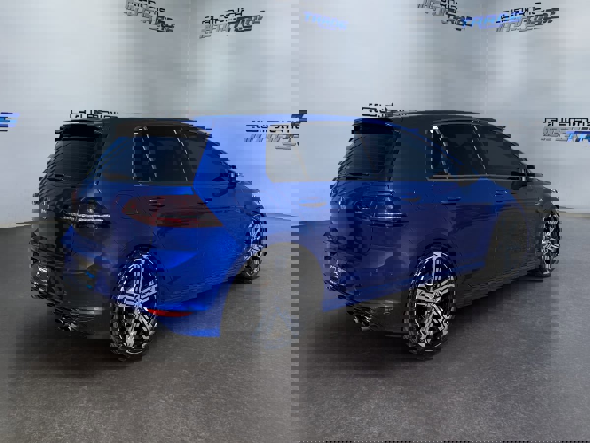 Used 2015 Volkswagen Golf R 4-Door image 5