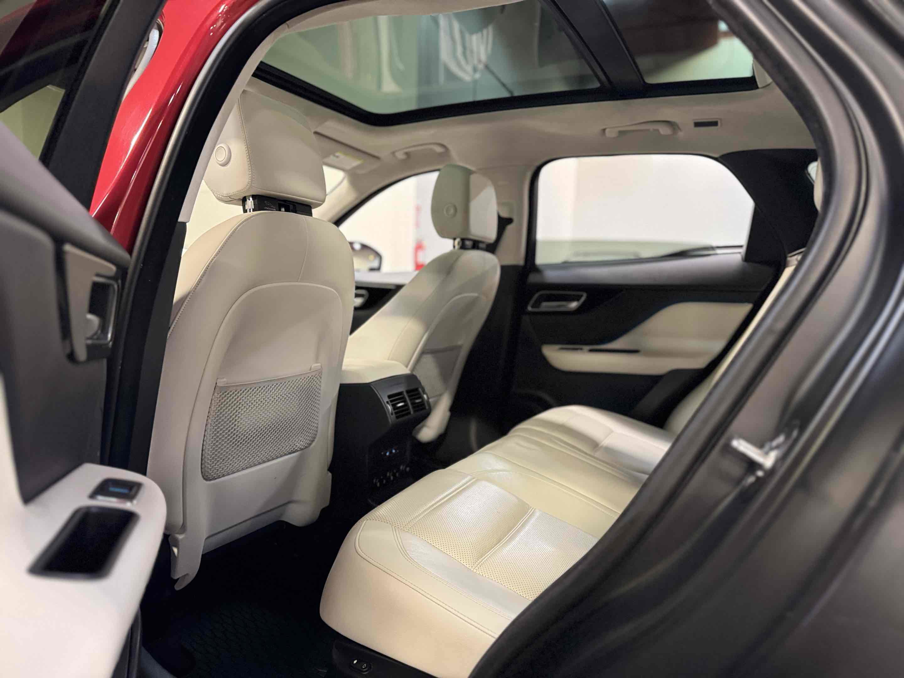 Used 2019 Jaguar F-PACE Prestige image 71