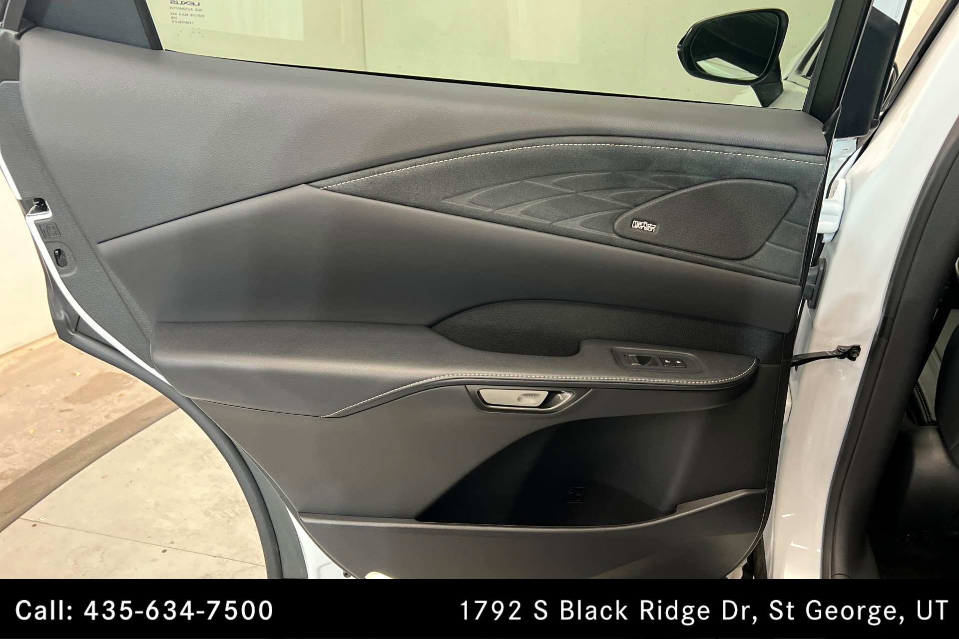 Used 2024 Lexus RX 350 F Sport w/ Convenience Package image 18