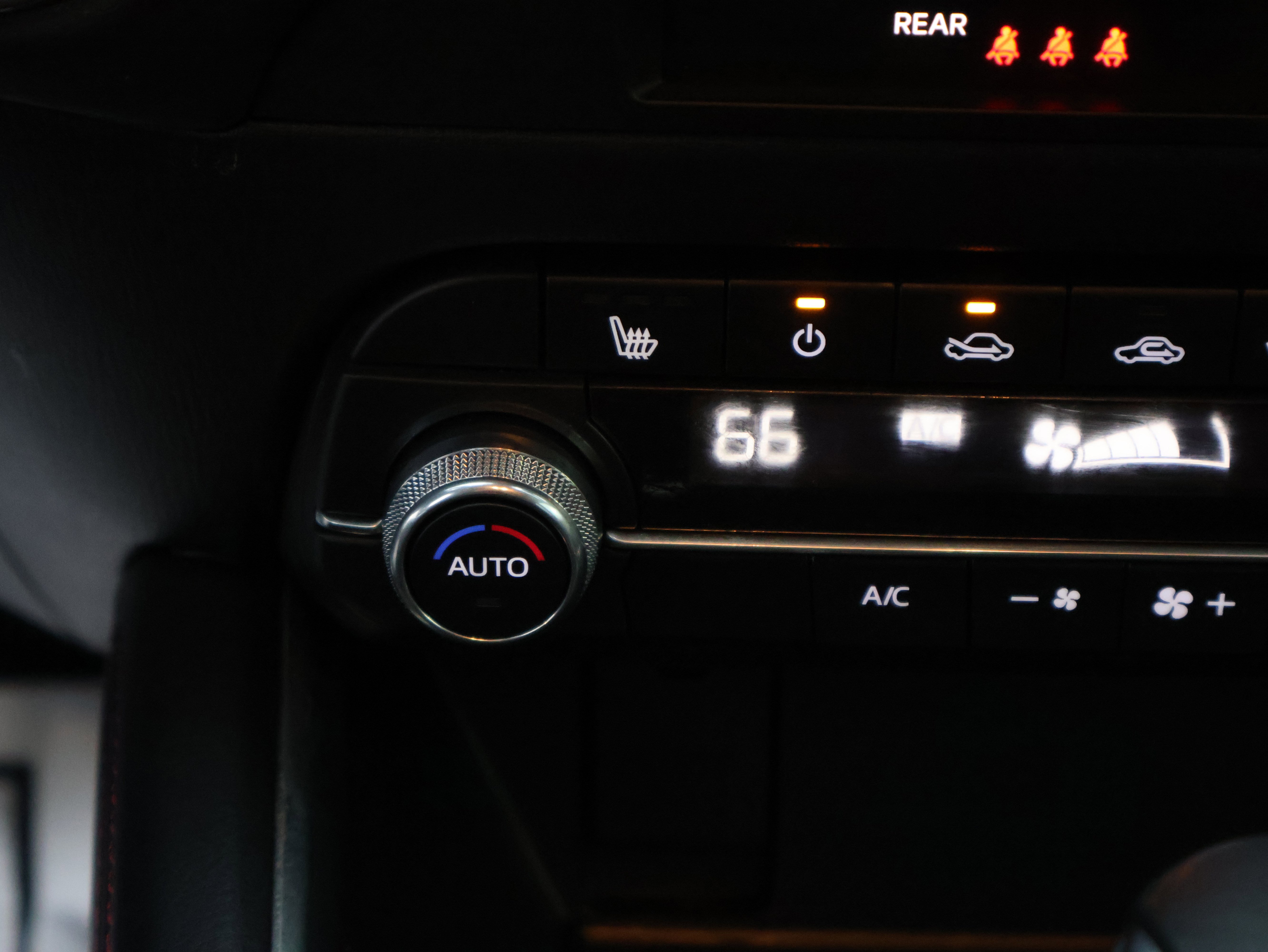 Certified 2023 MAZDA CX-5 Carbon Edition image 28