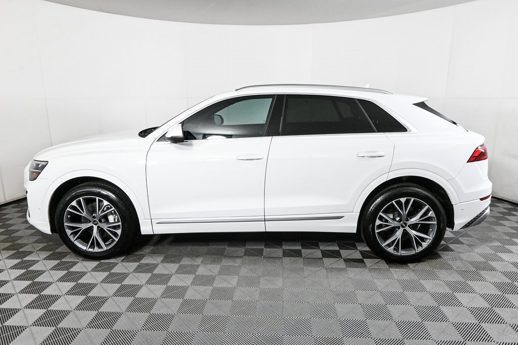 New 2025 Audi Q8 Premium image 29
