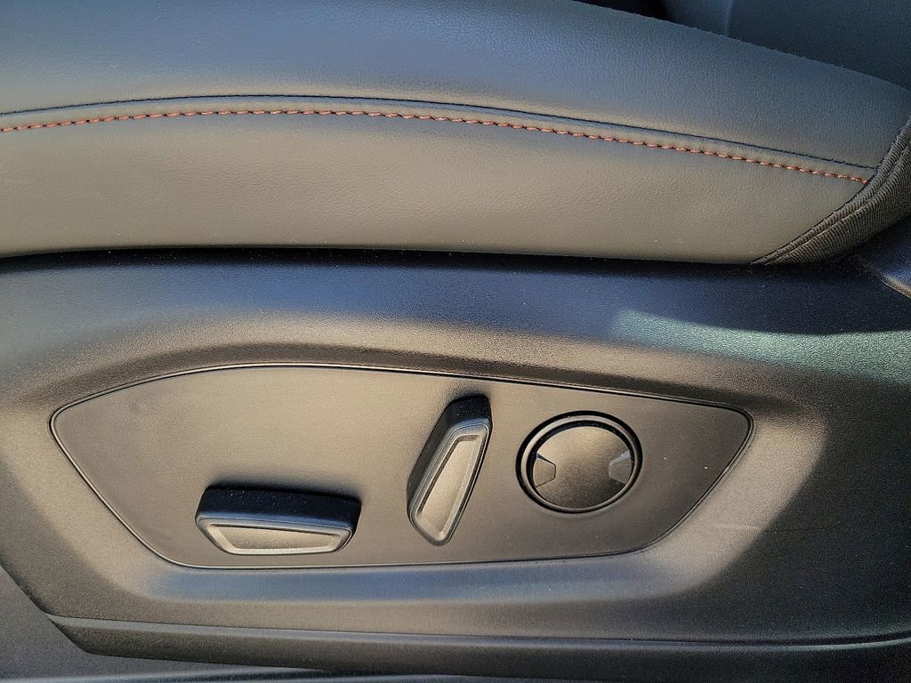 New 2026 Ford Explorer Active w/ Active Comfort Package RWD image 20