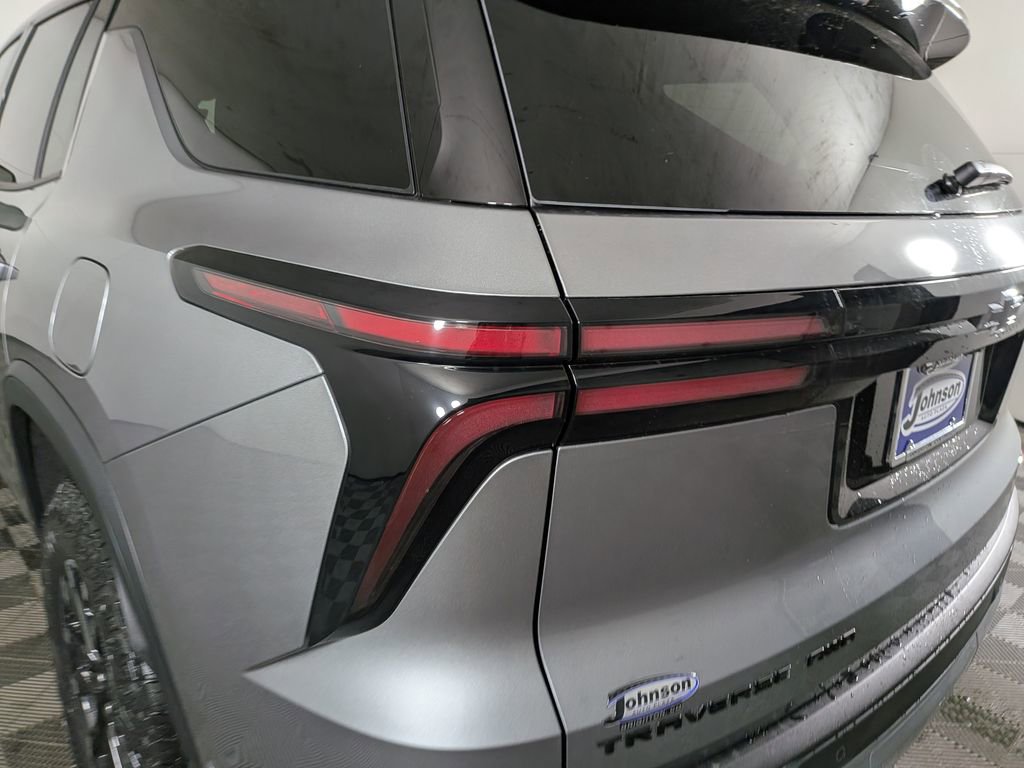 New 2026 Chevrolet Traverse Z71 w/ Enhanced Driving Package image 13