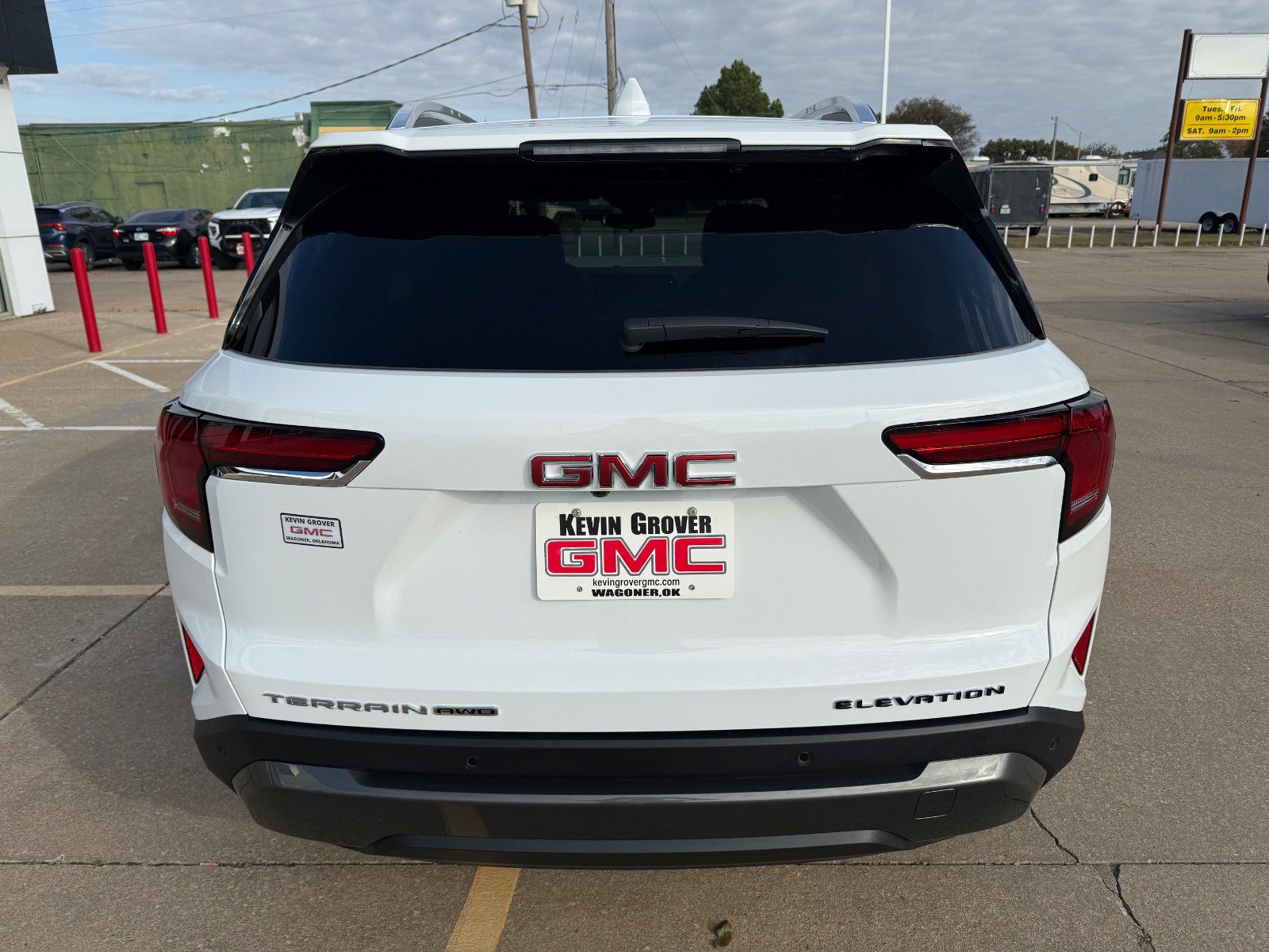 New 2026 GMC Terrain Elevation w/ Elevation Premium Package AWD/4WD image 4