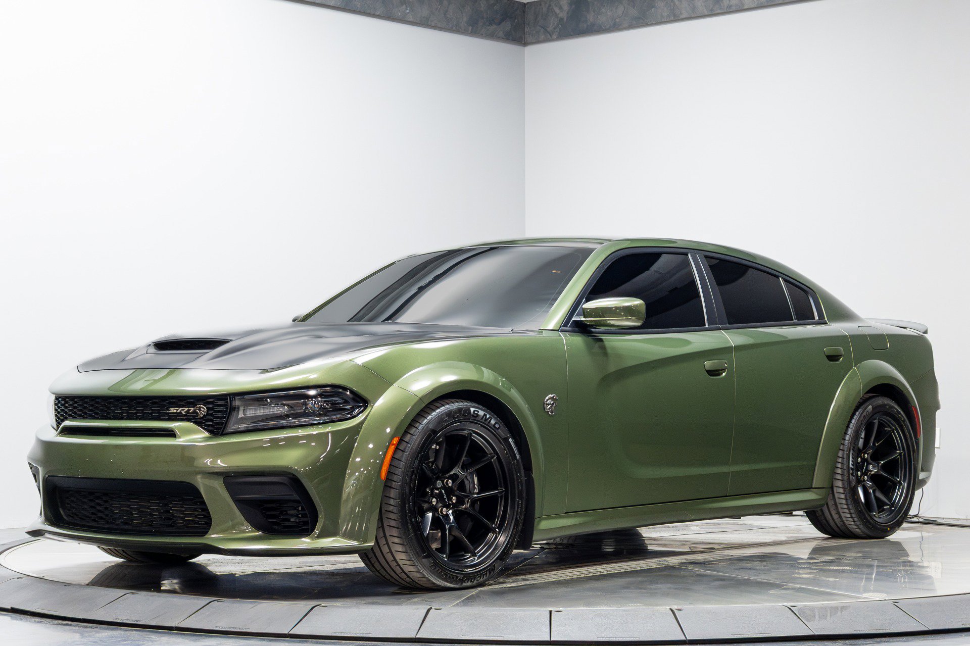 Used 2021 Dodge Charger SRT Hellcat image 2
