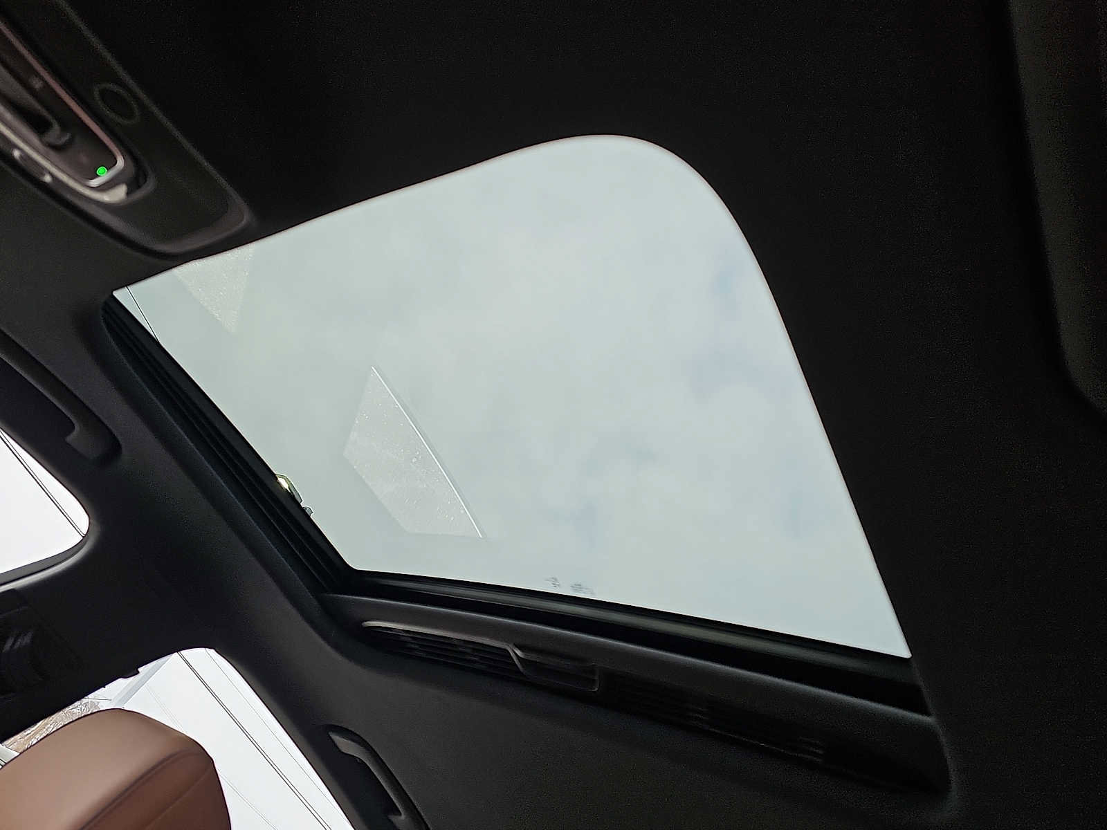 Used 2024 Audi A4 2.0T Premium w/ Convenience Package image 15