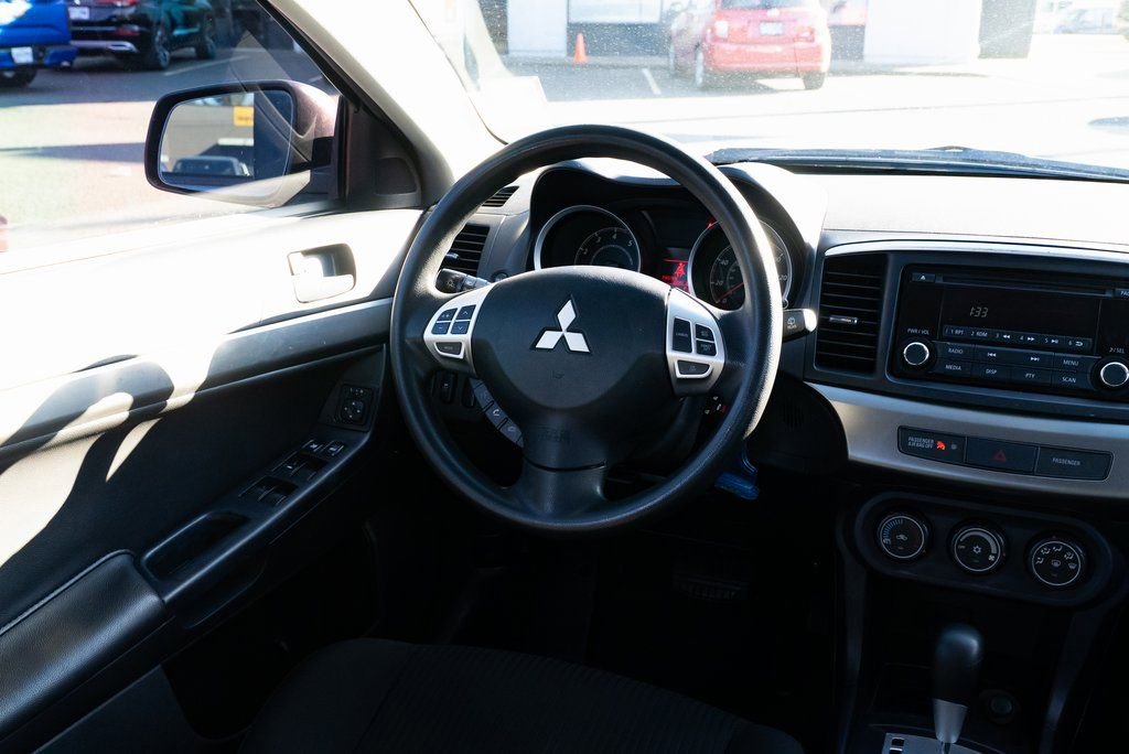 Used 2014 Mitsubishi Lancer ES image 8