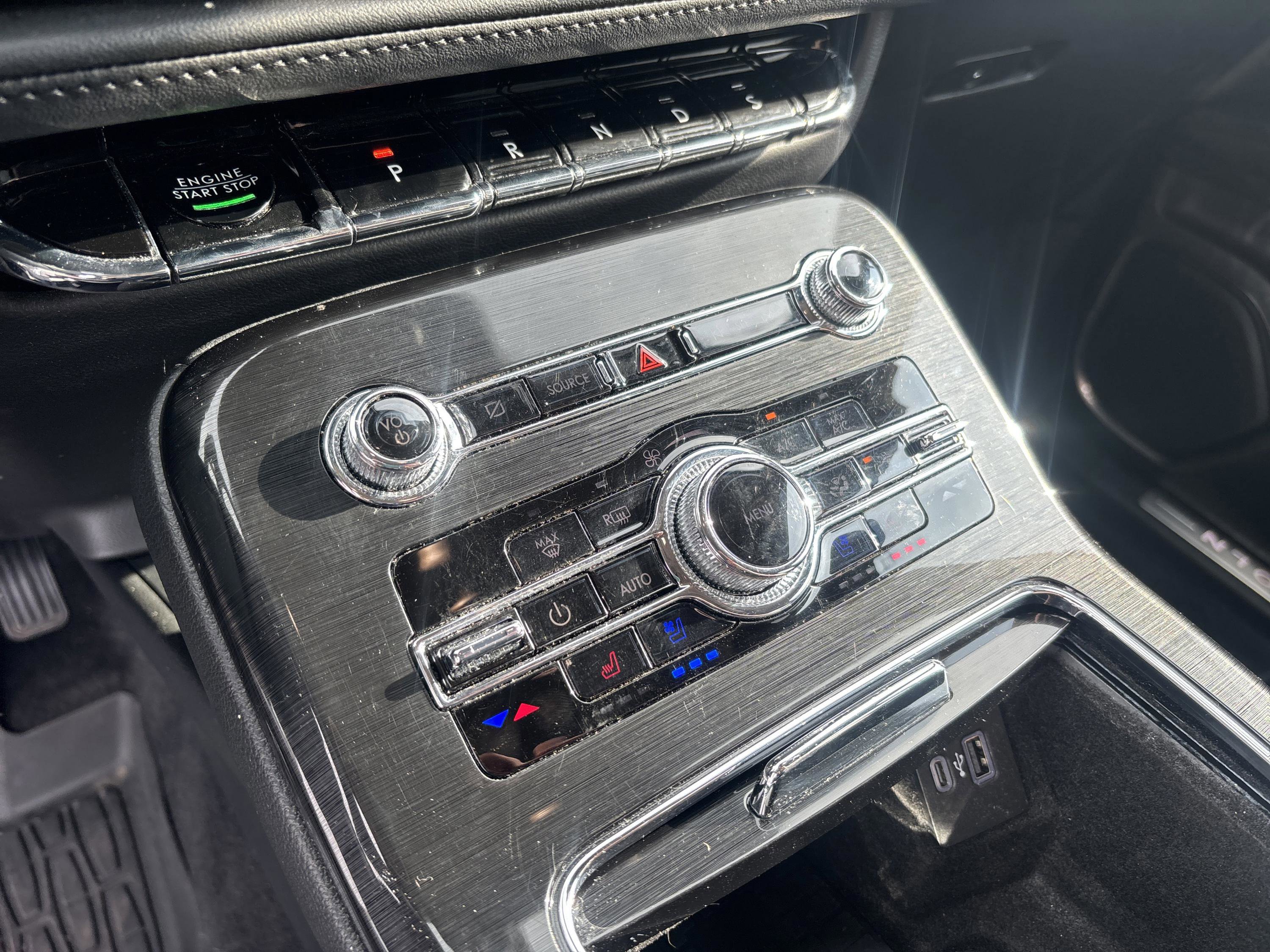 Used 2023 Lincoln Nautilus Reserve image 15