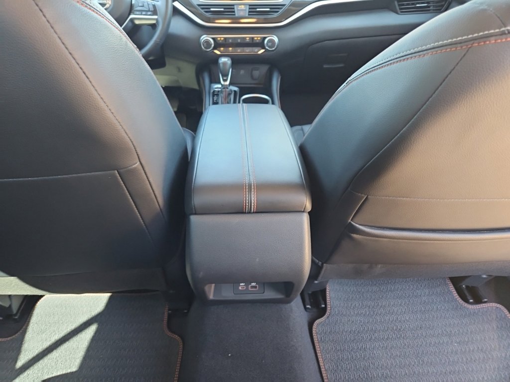 Used 2023 Nissan Altima 2.5 SR w/ SR Premium Package FWD image 33